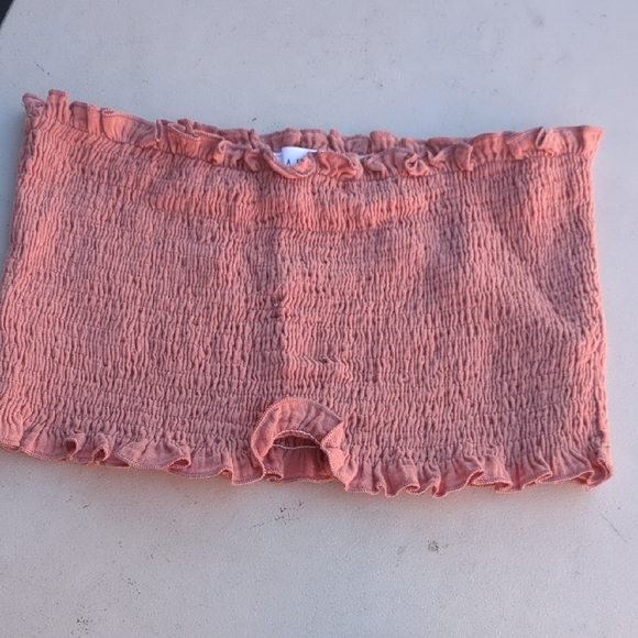 MARBLE‎ Pink Smocked Crop Top - Picture 4 of 8